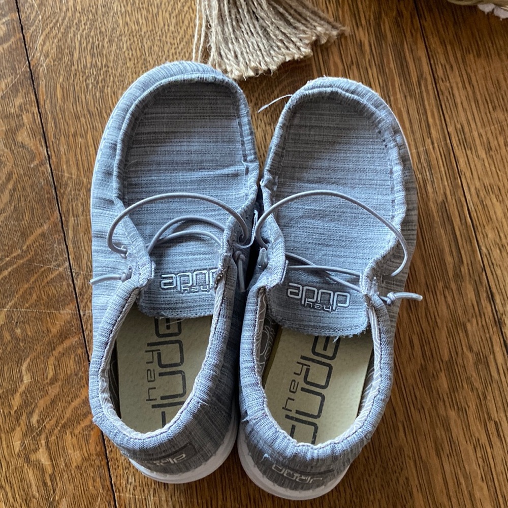 Boys Hey Dude Shoes, size 5